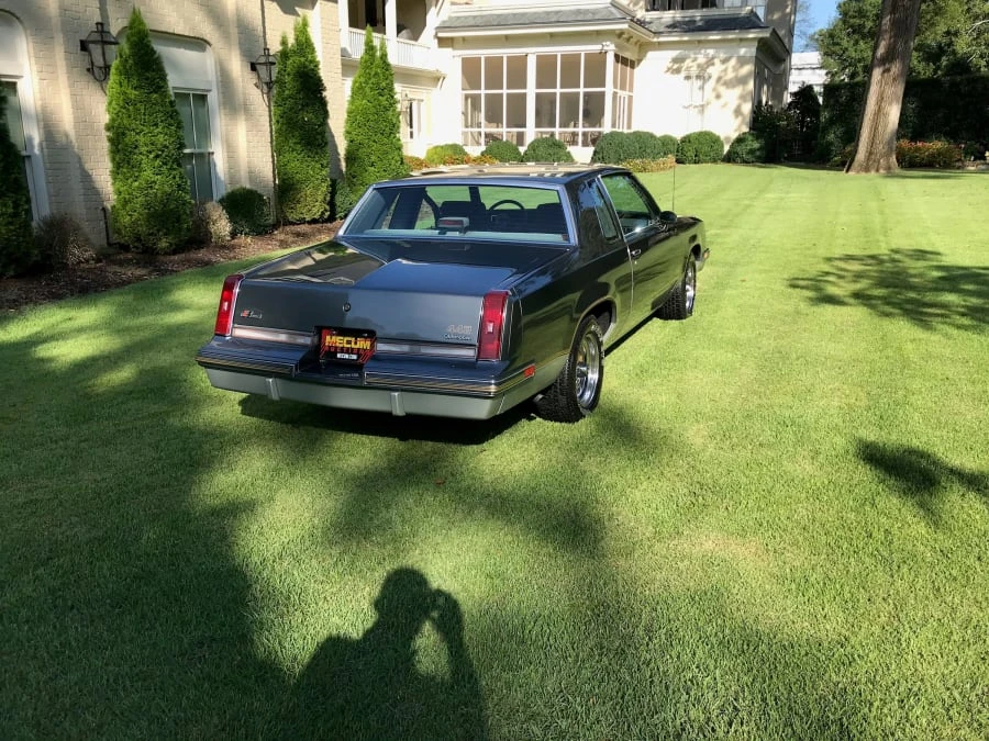 1987 Oldsmobile 442 4th Gen - Image 9 of 11