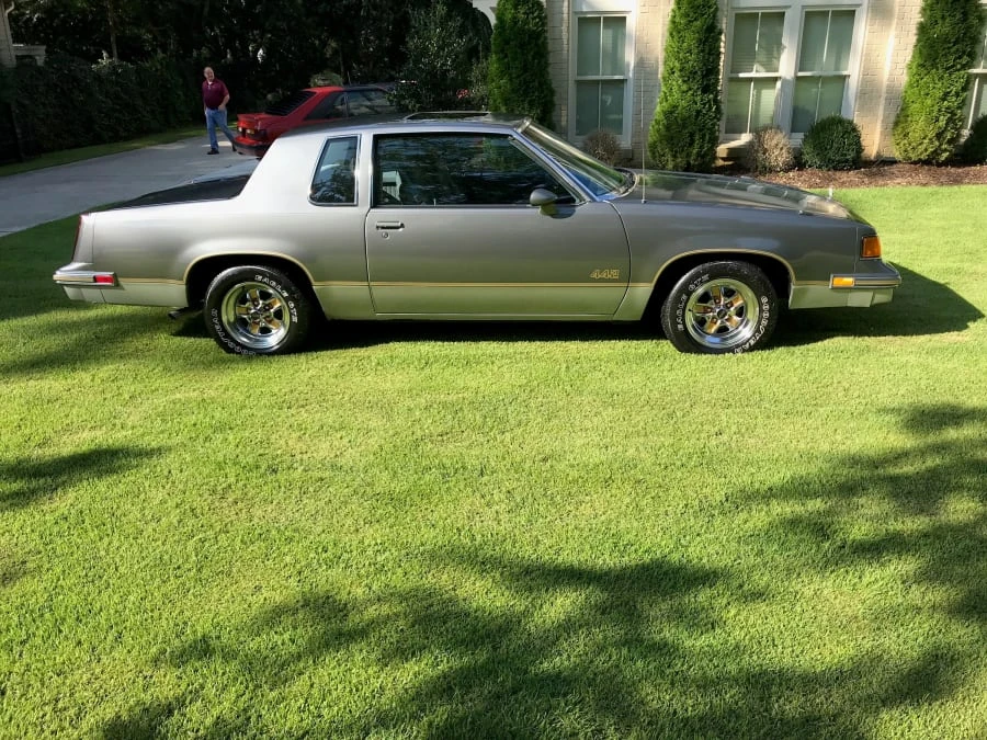 1987 Oldsmobile 442 4th Gen - Image 2 of 11