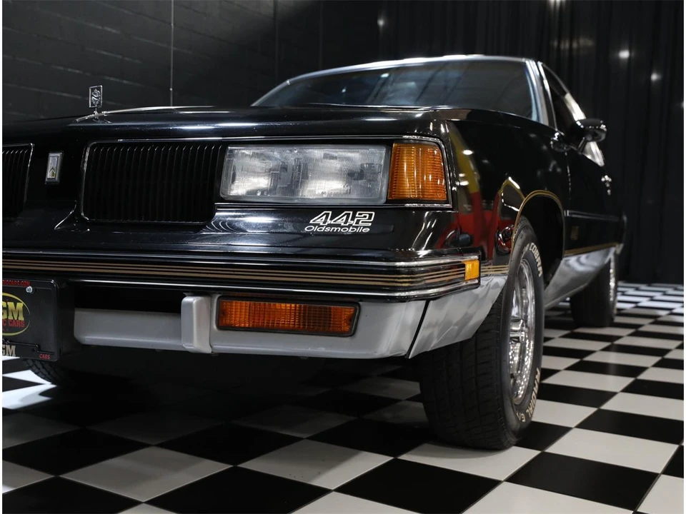 1987 Oldsmobile 442 4th Gen - Image 9 of 31