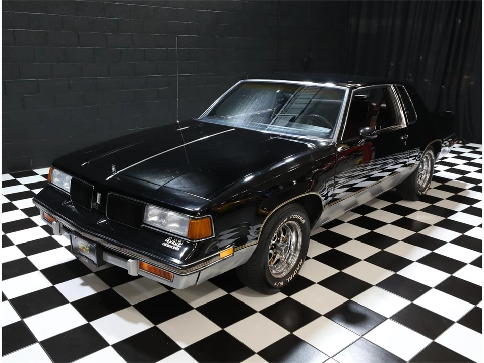 1987 Oldsmobile 442 4th Gen - Image 6 of 31
