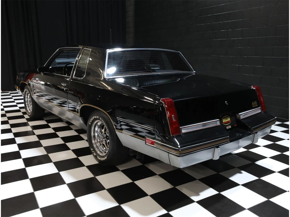 1987 Oldsmobile 442 4th Gen - Image 26 of 31