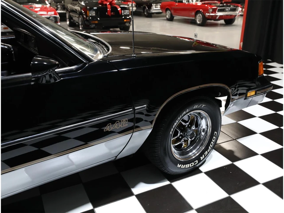1987 Oldsmobile 442 4th Gen - Image 15 of 31