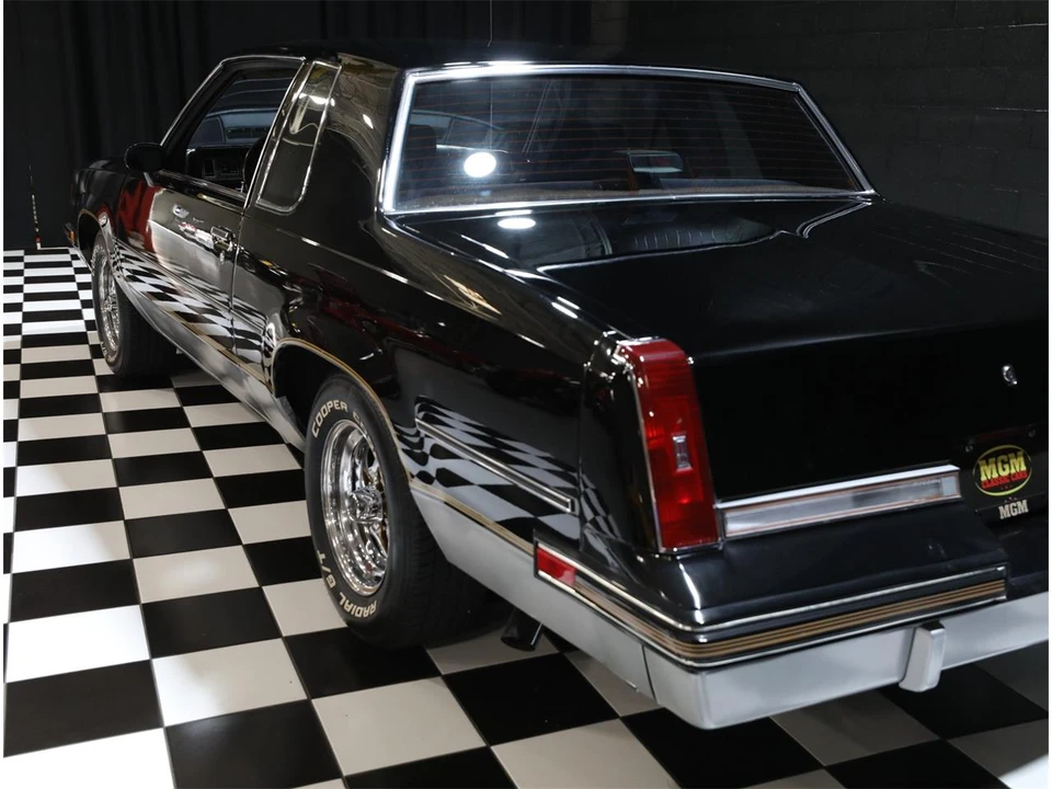 1987 Oldsmobile 442 4th Gen - Image 27 of 31