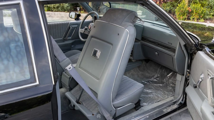 1987 Oldsmobile 442 4th Gen - Image 25 of 27