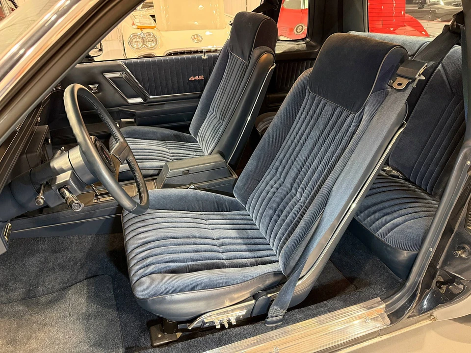 1987 Oldsmobile 442 4th Gen - Image 22 of 31