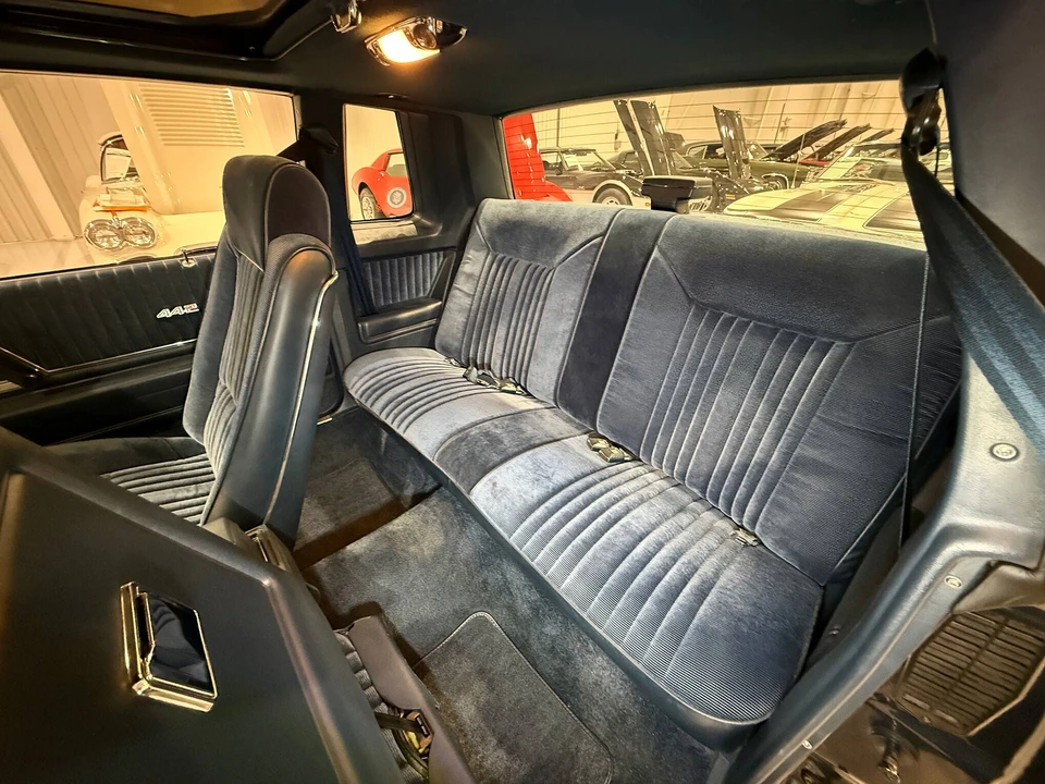 1987 Oldsmobile 442 4th Gen - Image 24 of 31