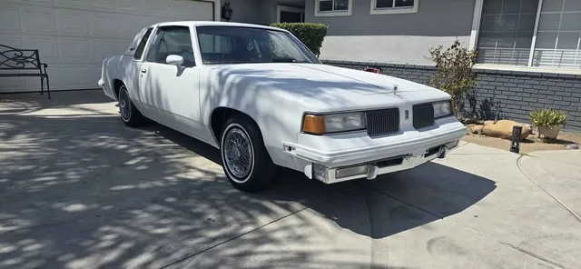 1987 Oldsmobile Cutlass Brougham