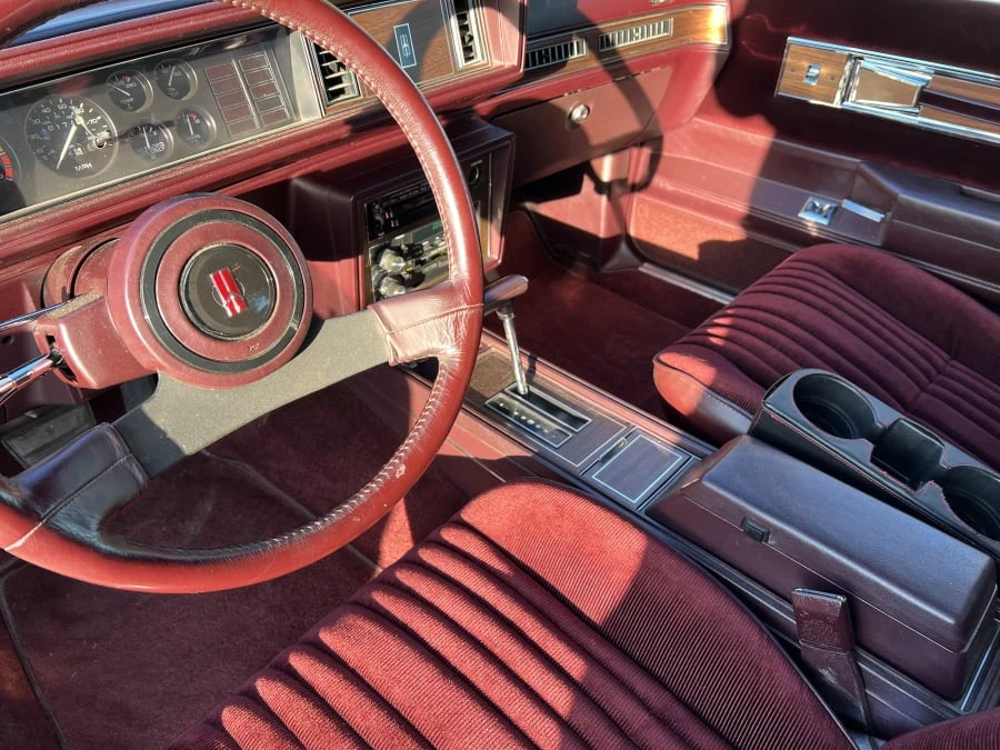 1987 Oldsmobile Cutlass 5th Gen - Image 4 of 4