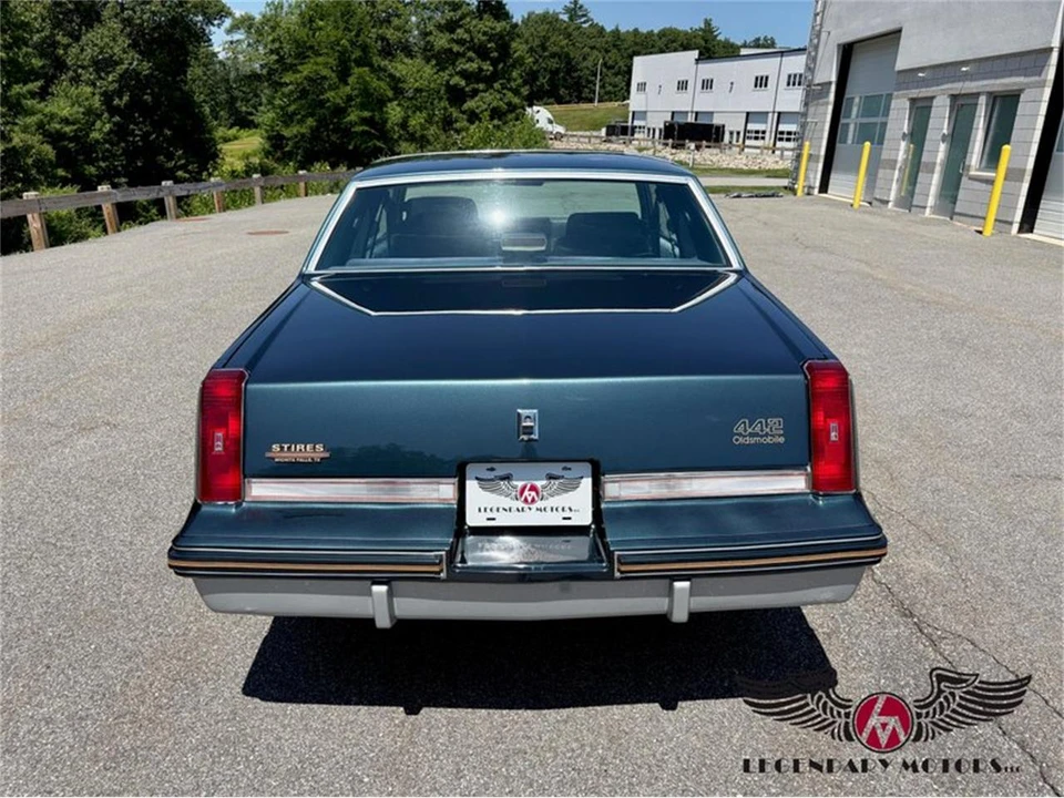1987 Oldsmobile Cutlass 5th Gen - Image 12 of 31