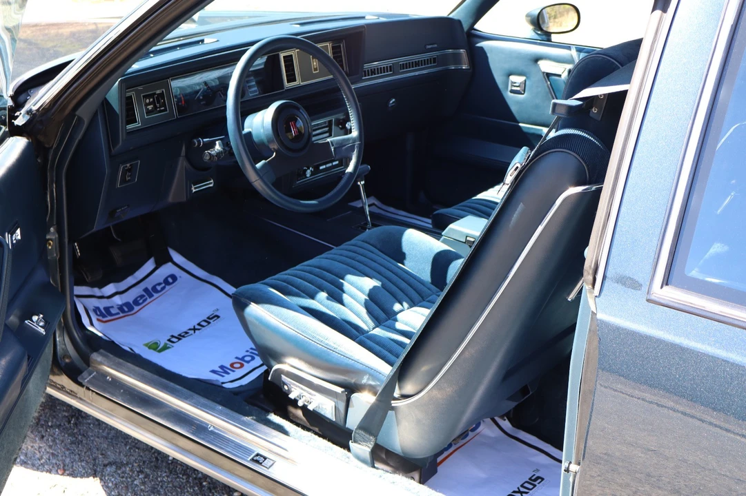 1987 Oldsmobile Cutlass 5th Gen - Image 12 of 21