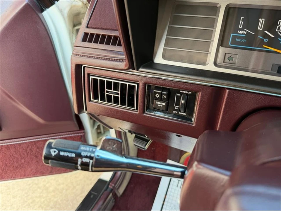 1987 Oldsmobile Cutlass 5th Gen - Image 18 of 31
