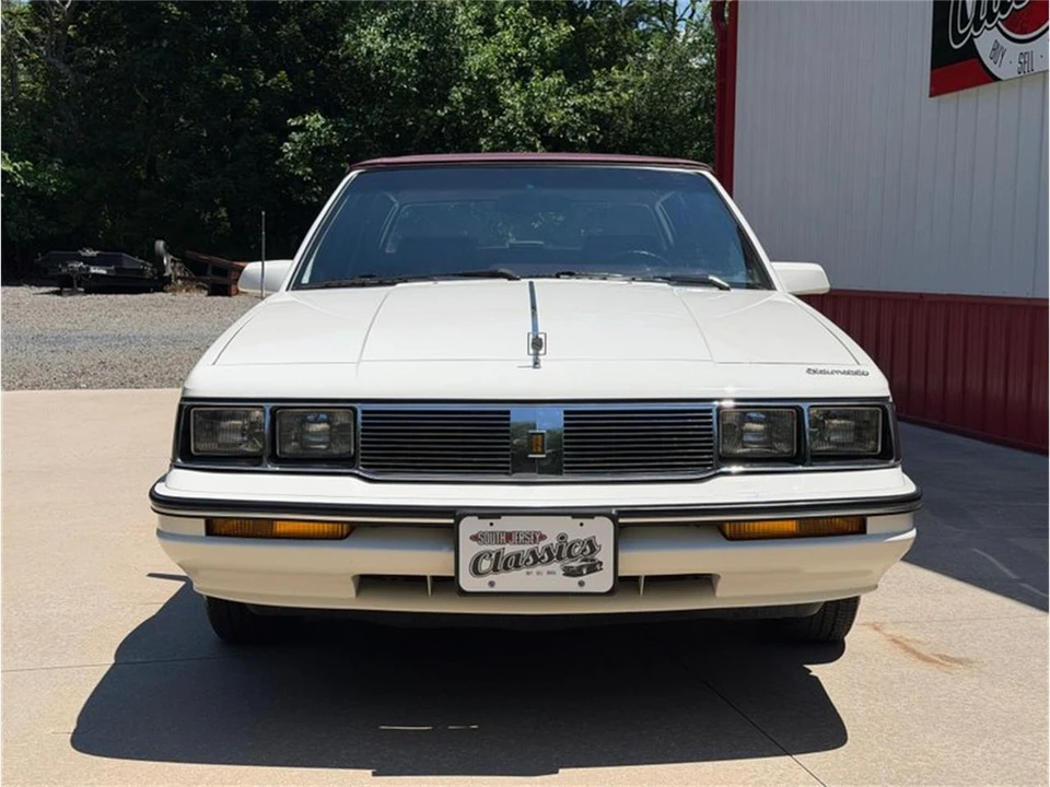 1987 Oldsmobile Cutlass 5th Gen - Image 2 of 31