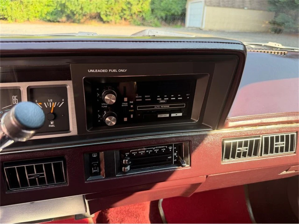 1987 Oldsmobile Cutlass 5th Gen - Image 15 of 31