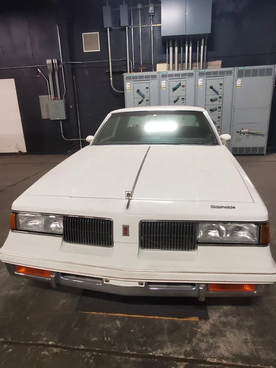 1987 Oldsmobile Cutlass 5th Gen - Image 3 of 4