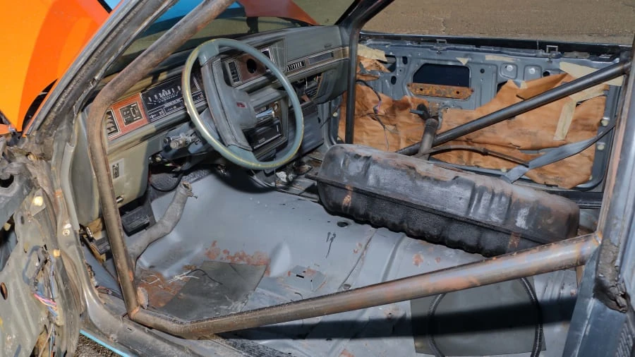 1987 Oldsmobile Cutlass 5th Gen - Image 4 of 12