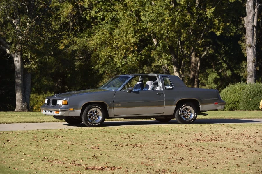 1987 Oldsmobile Cutlass 5th Gen - Image 19 of 30