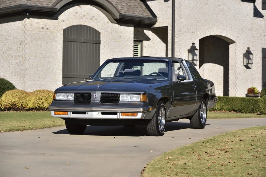 1987 Oldsmobile Cutlass 5th Gen - Image 9 of 30