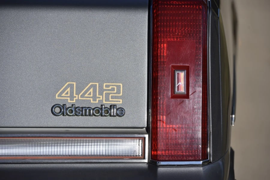 1987 Oldsmobile Cutlass 5th Gen - Image 21 of 30