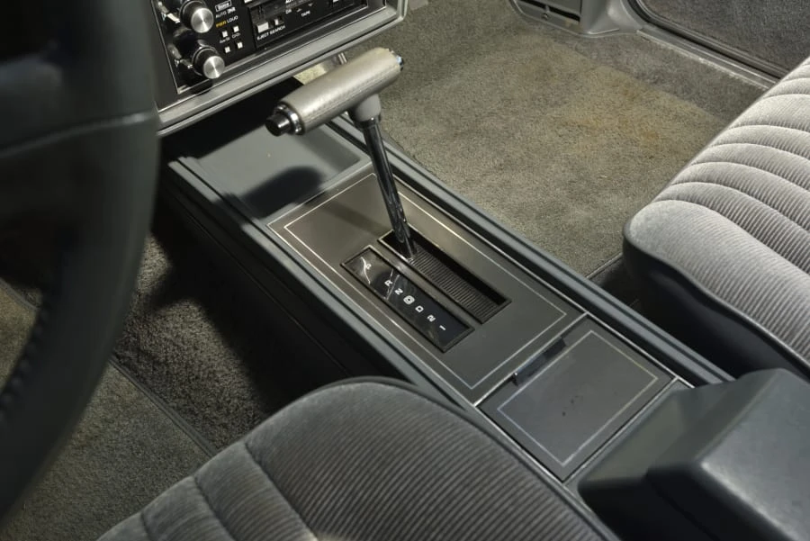 1987 Oldsmobile Cutlass 5th Gen - Image 27 of 30