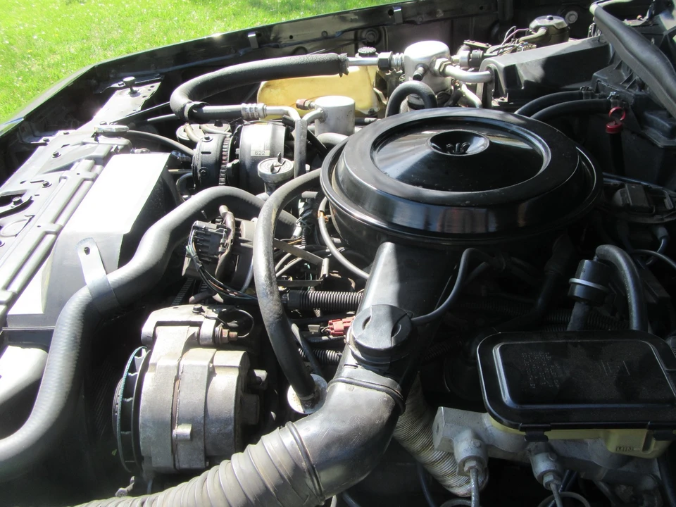 1987 Oldsmobile Cutlass Supreme - Image 15 of 21