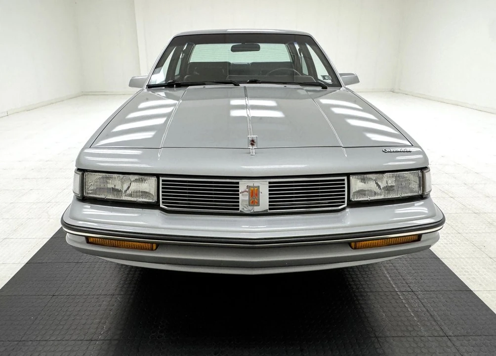 1987 Oldsmobile Cutlass Ciera - Image 8 of 12