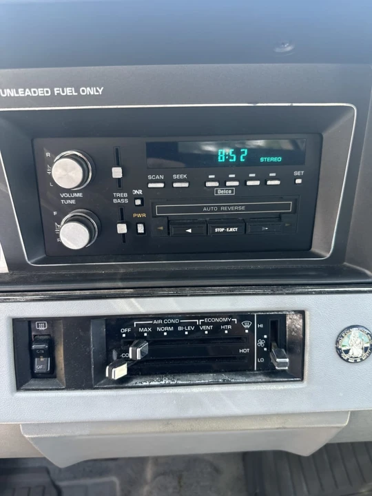 1987 Oldsmobile Cutlass Ciera - Image 10 of 14