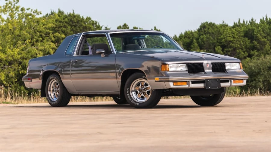 1987 Oldsmobile Cutlass Supreme - Image 12 of 12