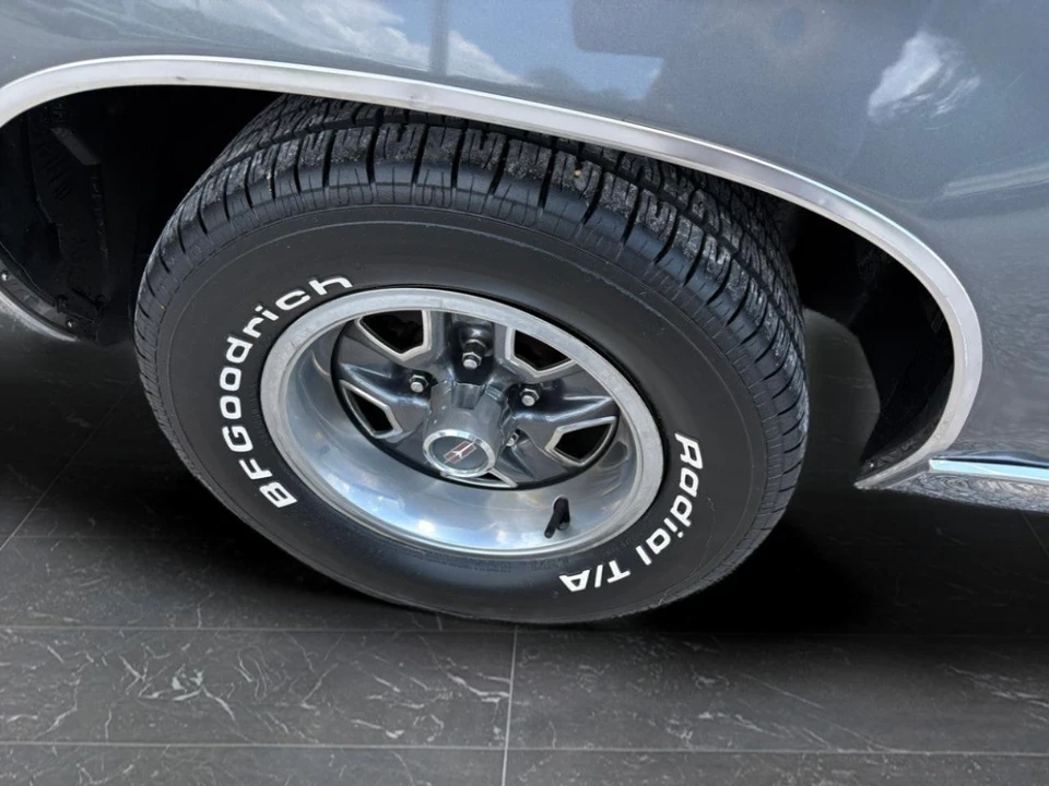 1987 Oldsmobile Cutlass Supreme - Image 23 of 31