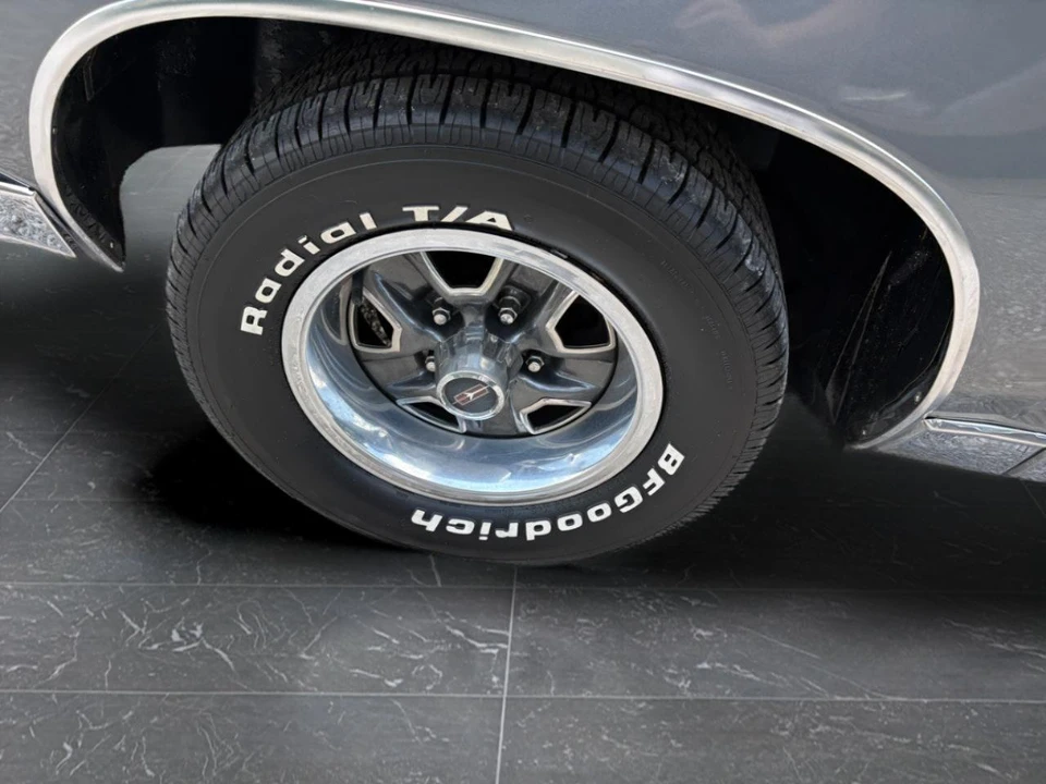 1987 Oldsmobile Cutlass Supreme - Image 22 of 31