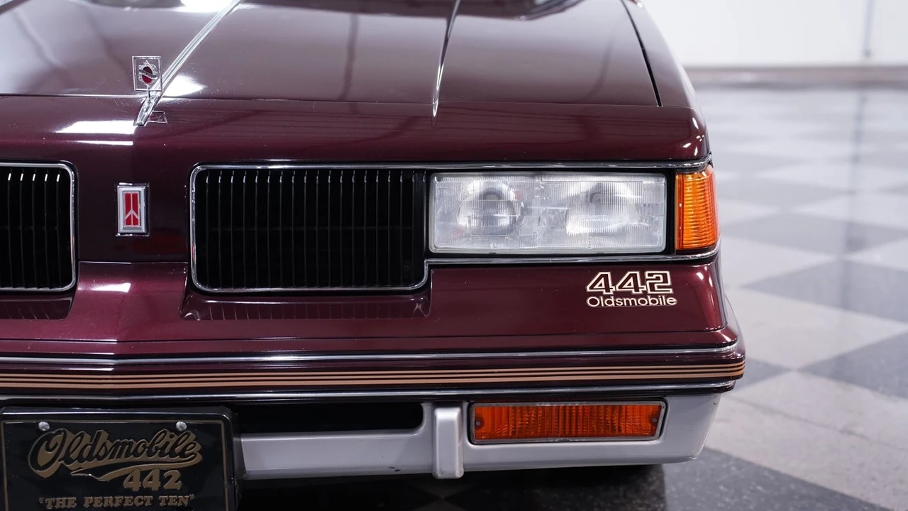 1987 Oldsmobile 442 4th Gen - Image 19 of 21
