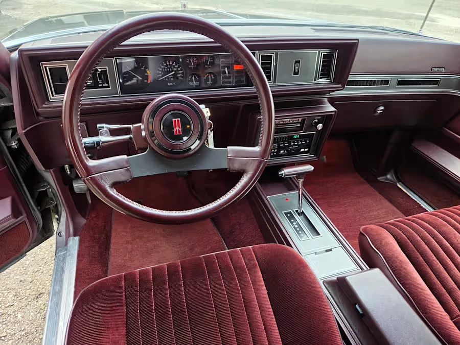 1987 Oldsmobile Cutlass Supreme - Image 16 of 31
