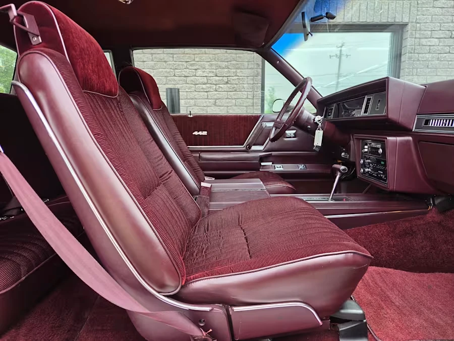 1987 Oldsmobile Cutlass Supreme - Image 18 of 31