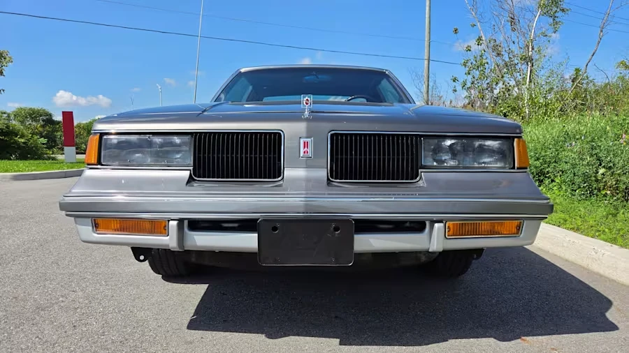 1987 Oldsmobile Cutlass Supreme - Image 4 of 31
