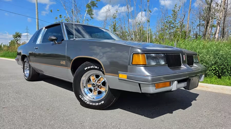 1987 Oldsmobile Cutlass Supreme - Image 8 of 31