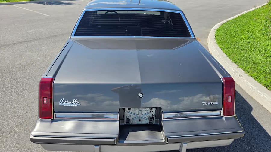 1987 Oldsmobile Cutlass Supreme - Image 9 of 31