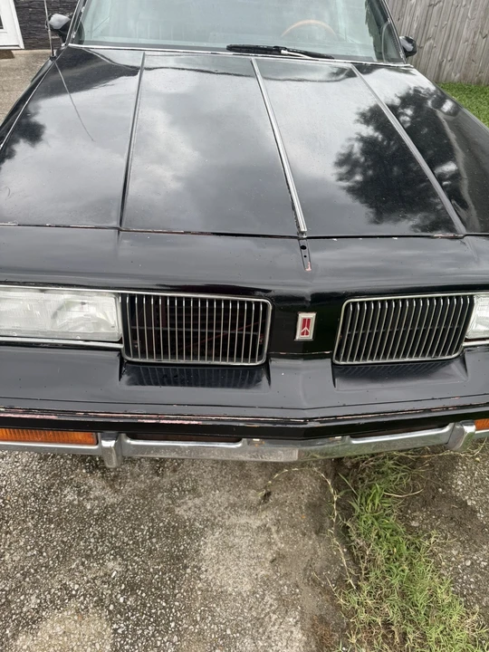 1987 Oldsmobile Cutlass Supreme - Image 19 of 20