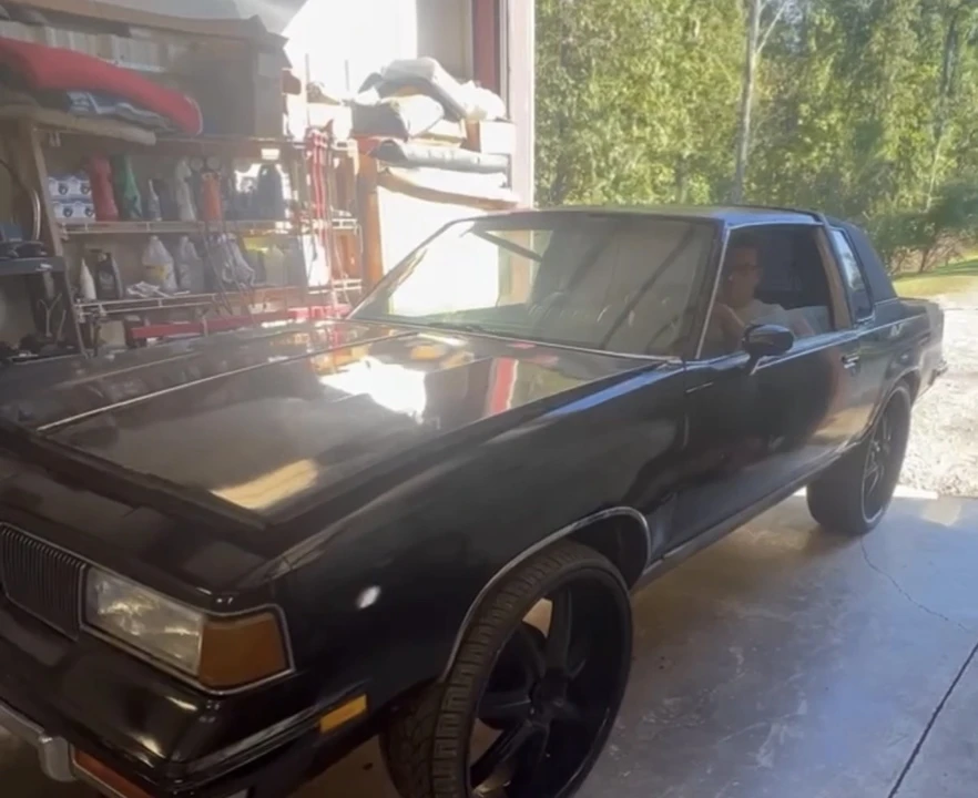 1987 Oldsmobile Cutlass Supreme - Image 16 of 20