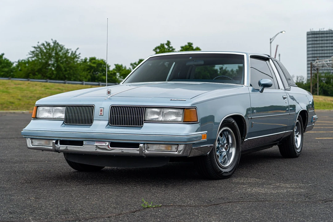 1987 Oldsmobile Cutlass Supreme - Image 4 of 31
