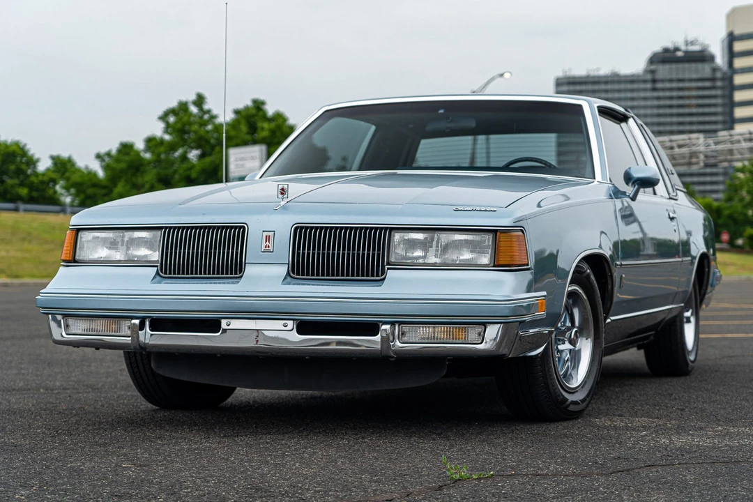 1987 Oldsmobile Cutlass Supreme - Image 5 of 31