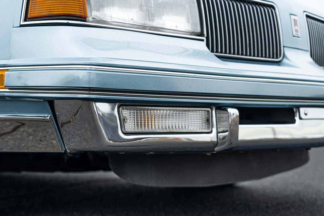 1987 Oldsmobile Cutlass Supreme - Image 26 of 31