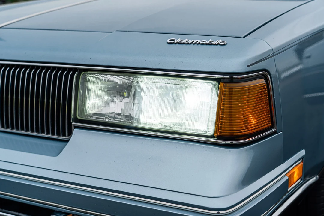 1987 Oldsmobile Cutlass Supreme - Image 31 of 31