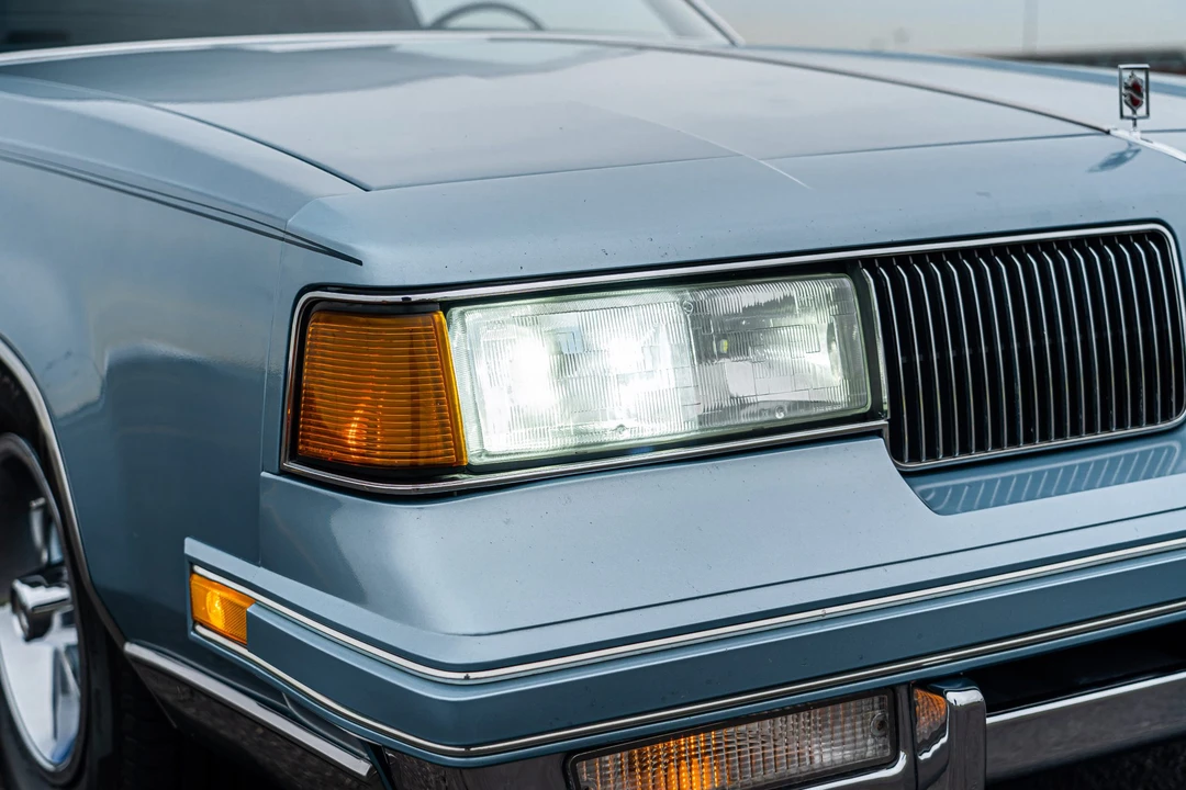 1987 Oldsmobile Cutlass Supreme - Image 24 of 31