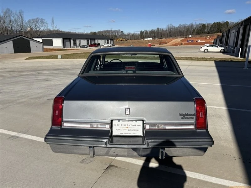 1987 Oldsmobile Cutlass Supreme - Image 8 of 12