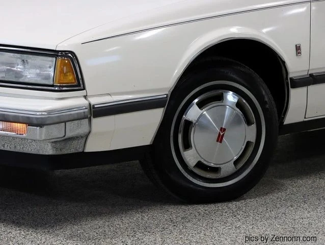 1987 Oldsmobile 88 - Image 3 of 21