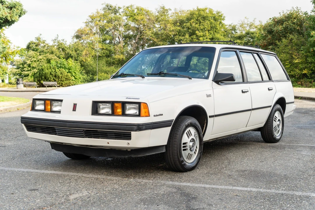 1987 Oldsmobile - Image 2 of 31