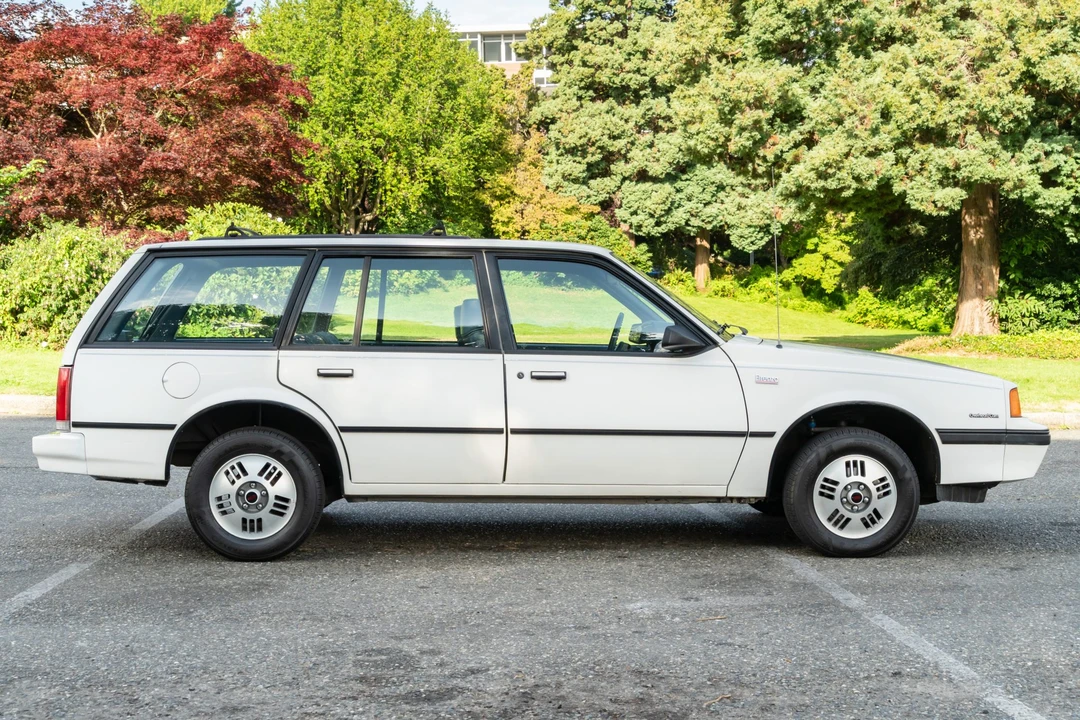 1987 Oldsmobile - Image 6 of 31