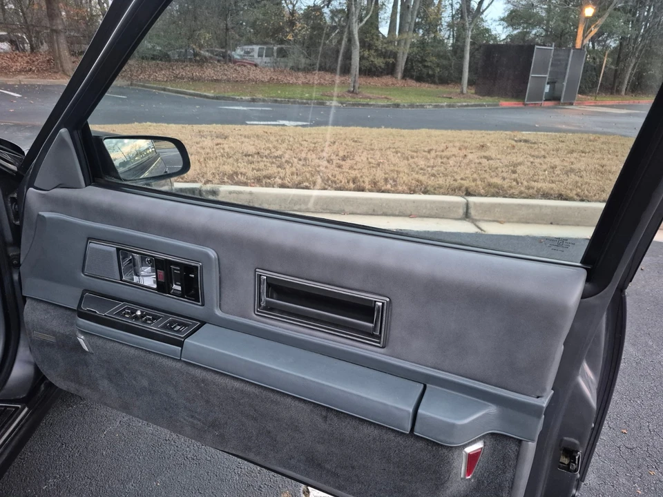 1987 Oldsmobile Toronado - Image 18 of 20