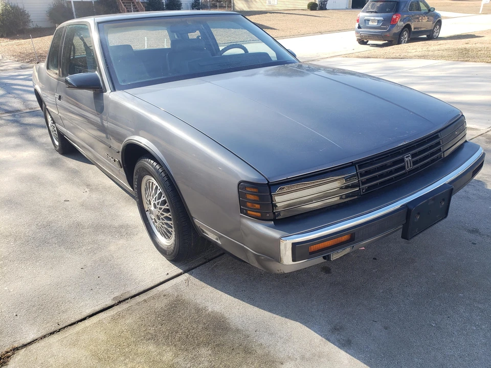 1987 Oldsmobile Toronado - Image 23 of 31