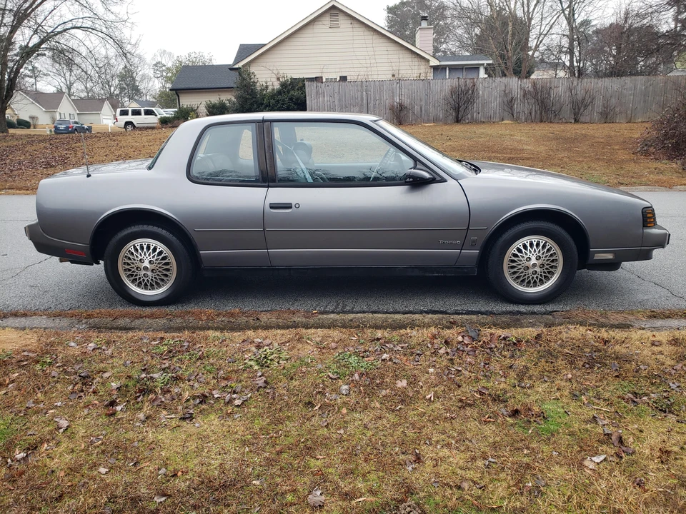 1987 Oldsmobile Toronado - Image 9 of 31