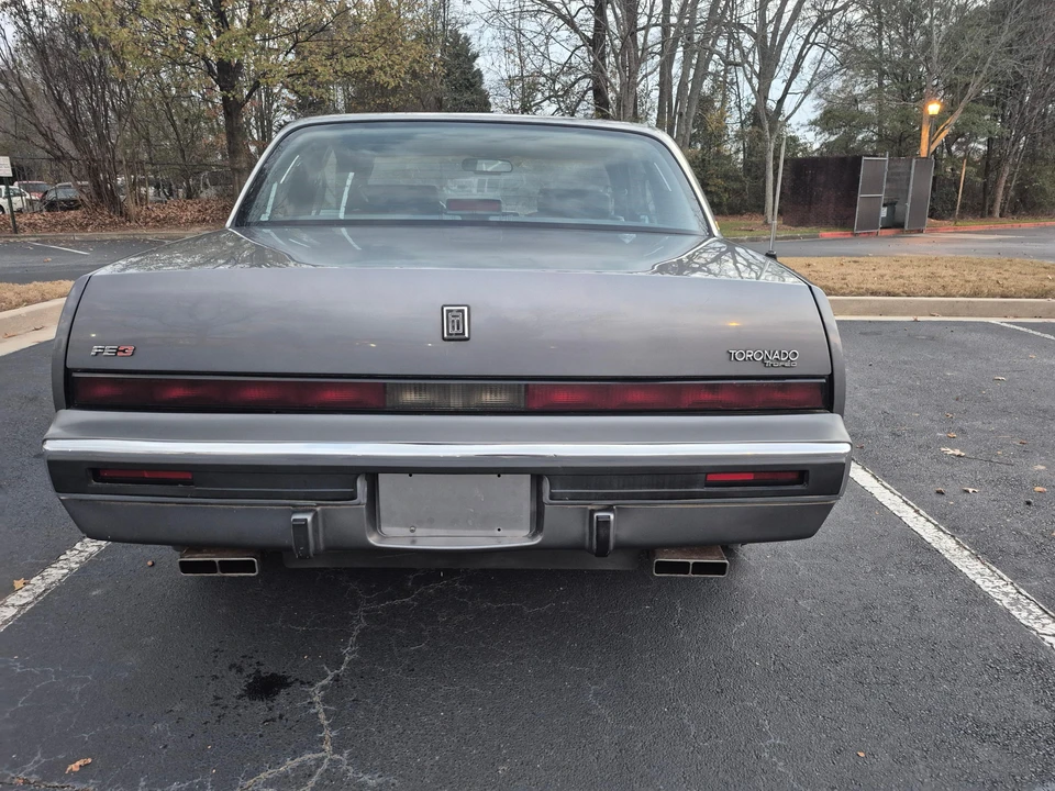 1987 Oldsmobile Toronado - Image 17 of 31